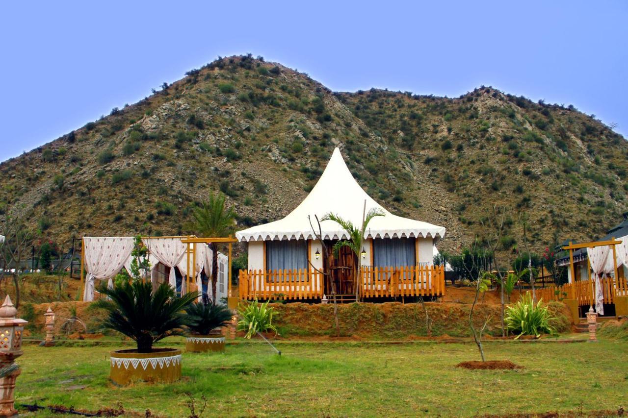 Serene Aravali Resort, Puškar Exteriér fotografie